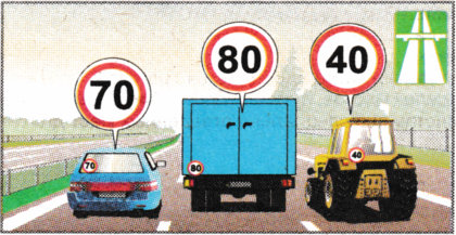 Водій якого транспортного засобу порушує Правила під час руху по автомагістралі?