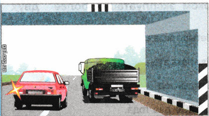 Разрешается ли водителю легкового автомобиля обогнать грузовик на этом участке дороги?