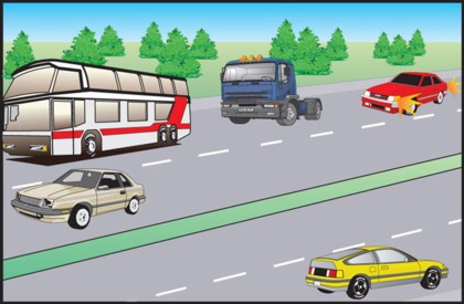 На дорогах, які мають дві і більше смуг для руху в одному напрямку, виїзд з правих смуг: