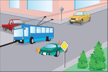 Як повинен учинити водій, якщо на перехресті, на якому він має перевагу в русі, утворився затор?
